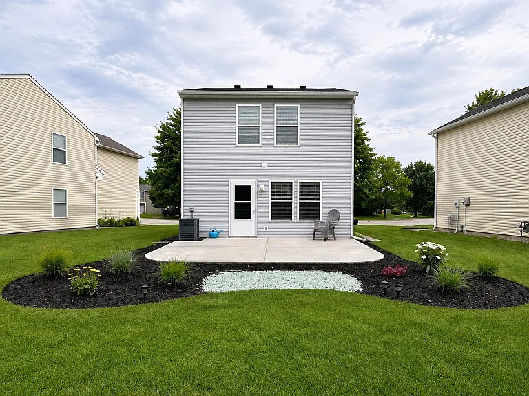 12754 Crescent Dr — Photo 24