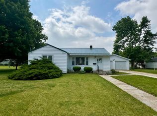 310 E Sycamore St, Converse, IN 46919