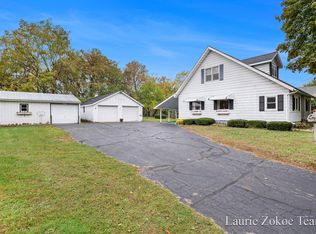 19701 Conklin St, Conklin, MI 49403