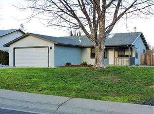 1482 Spaniel Ct, Redding, CA 96003
