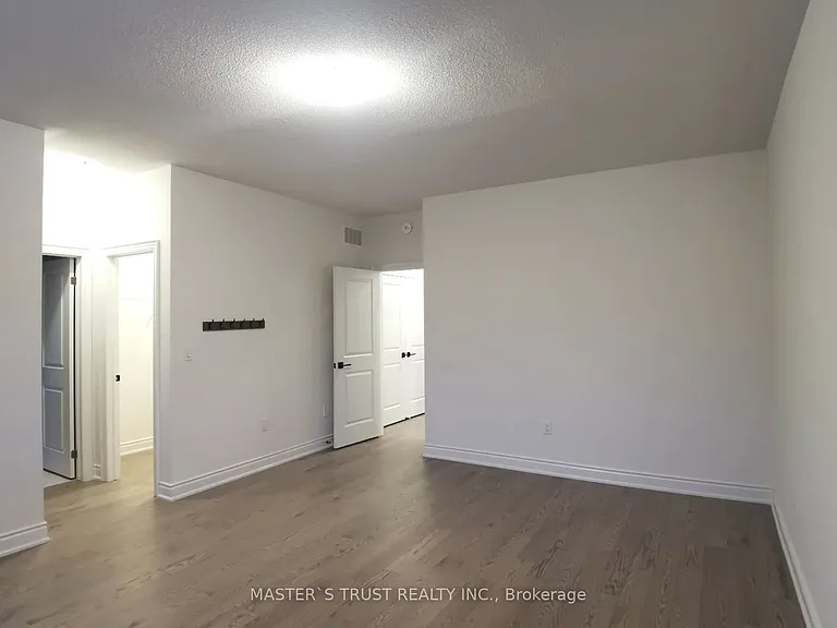 33 Terrain Ct — Photo 18