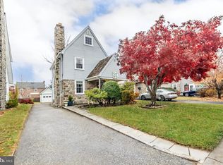 37 Sycamore Rd, Havertown, PA 19083