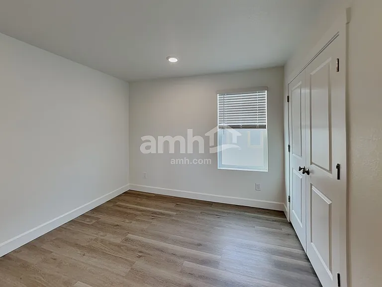 10057 Atchinson Ct — Photo 16