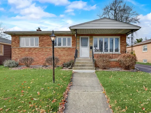 3132 Willow Rd, Chicago Heights, IL 60411