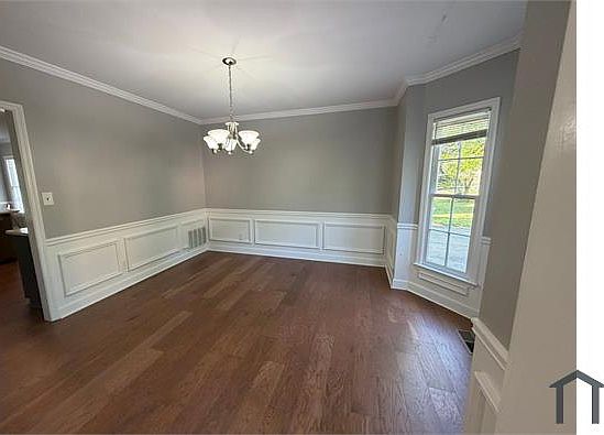 4th image of 4879 Farm Valley Dr NE
