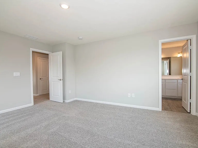 2606 Plano Dr — Photo 18