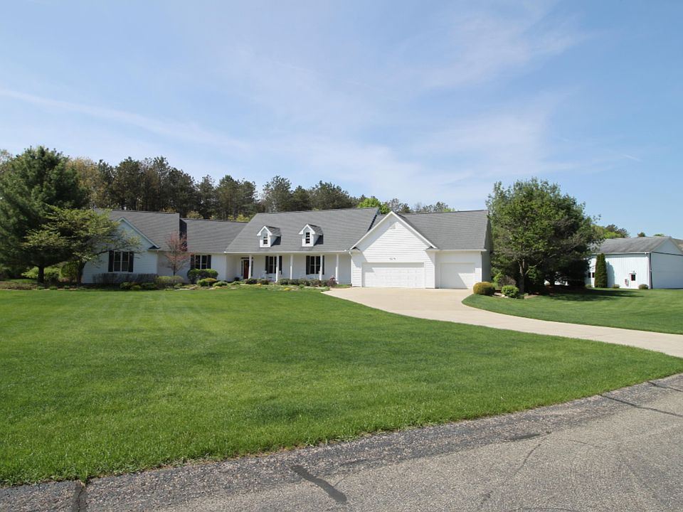 1st image of 10273 N Skyview Dr