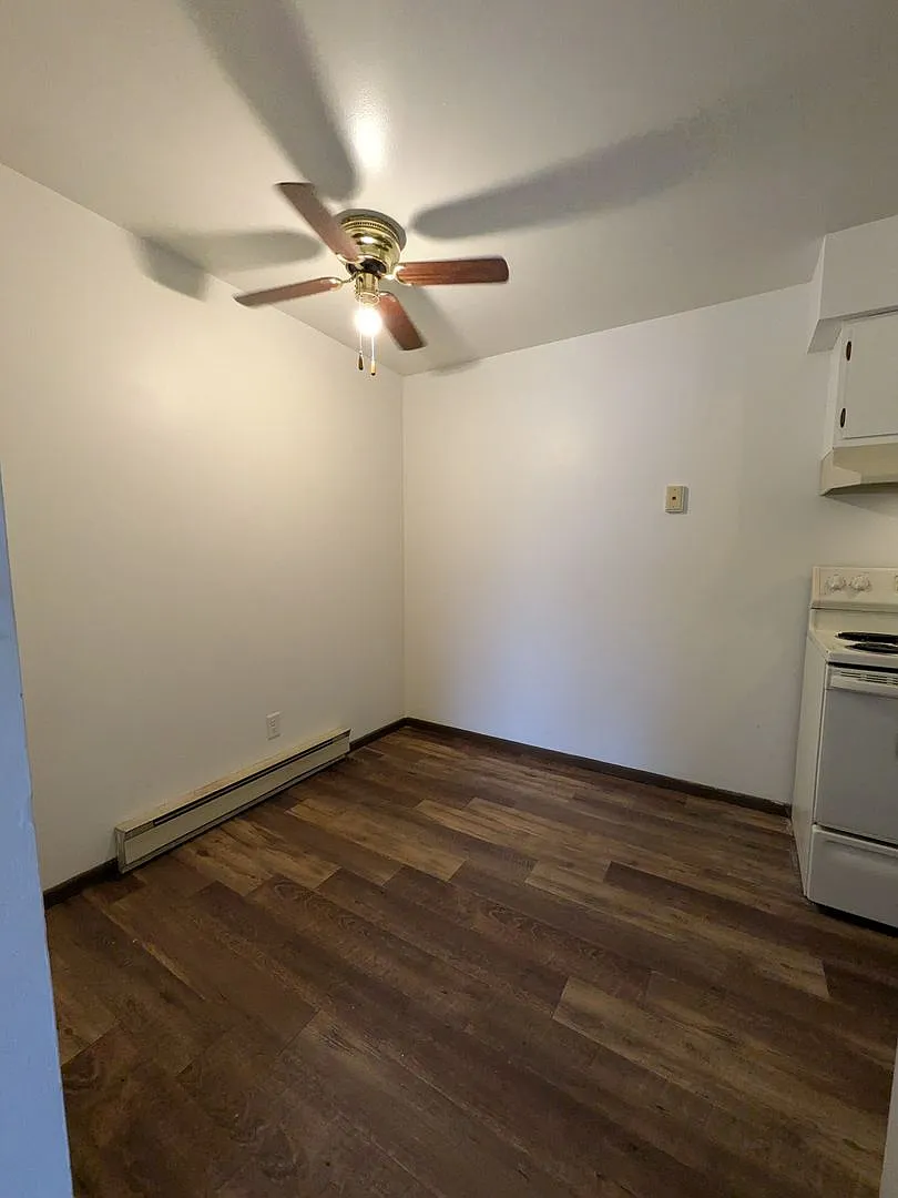 3107 97th Place — Photo 2