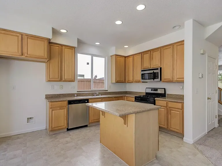 2951 Ottumwa Dr — Photo 6