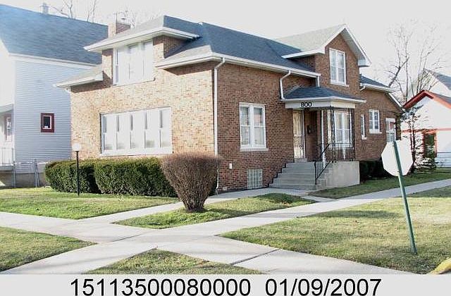 1st image of 800 S 6th Ave