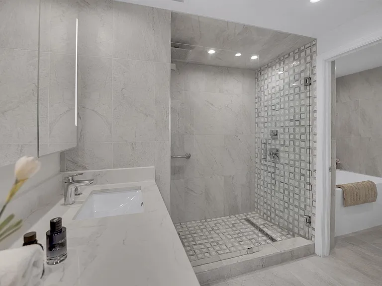4114 W Palm Aire Dr #146B — Photo 36