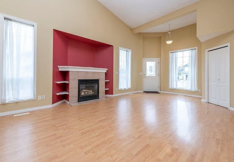 126 E Tuscarora Pl NW — Photo 4