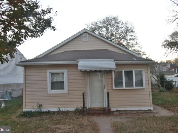 7926 W End Dr, Baltimore, MD 21226