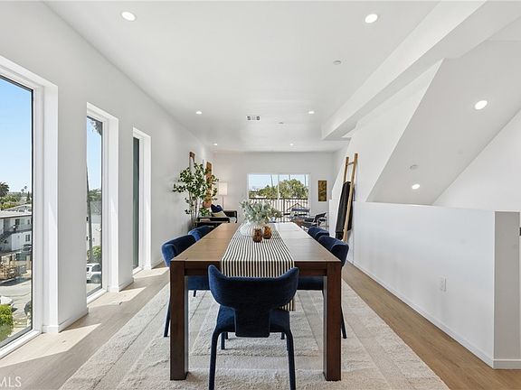 2nd image of 1430 S Cloverdale Ave #1/2
