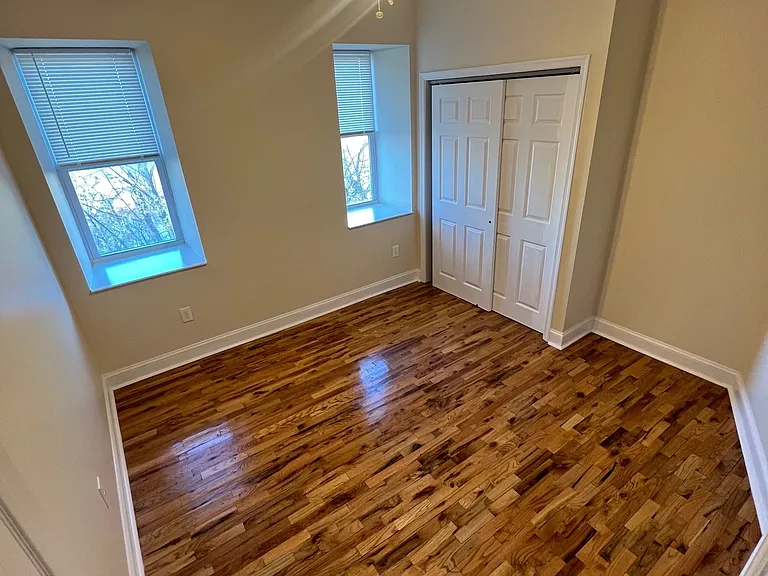 10 Woodmont Rd — Photo 13