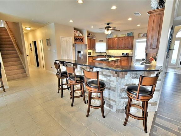 4th image of 2151 W Alamosa Dr