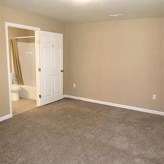 1001 Forest Ave #A — Photo 5