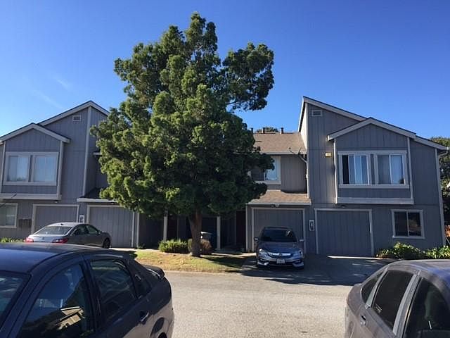 1st image of 920 Memorial Dr APT A