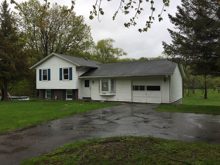 2nd image of 4784 Williamson Rd