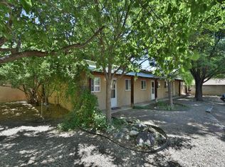 111 Elidio Ln, Taos, NM 87571