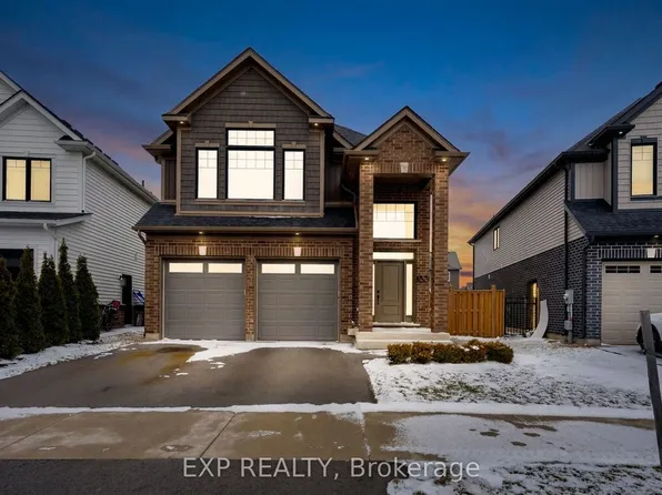 153 Susan Dr, Pelham, ON L0S 1E6