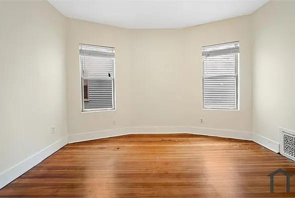 34 Norton St #2 — Photo 10