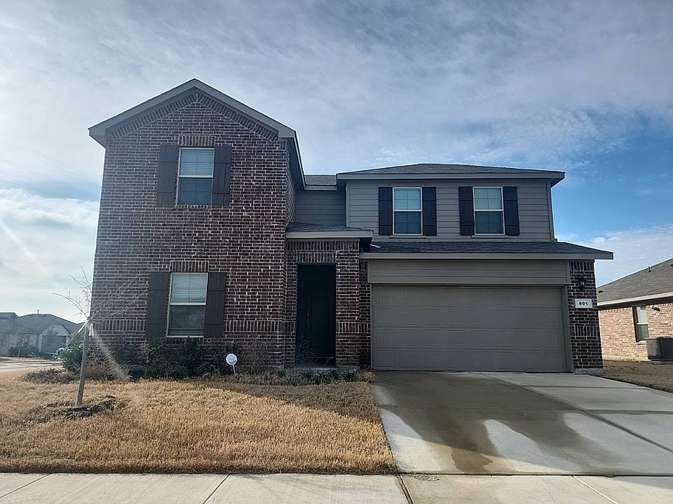 1st image of 601 Whitecomb Ln