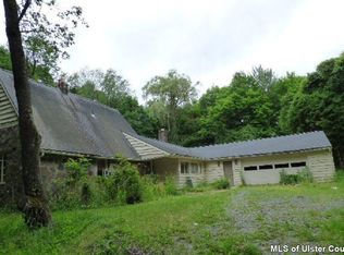 109 Gretna Rd, Pleasant Valley, NY 12569