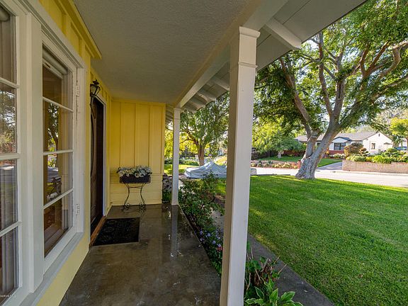3rd image of 2534 Harmony Pl