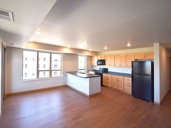 5th image of 3140 Northdale Blvd NW APT 118