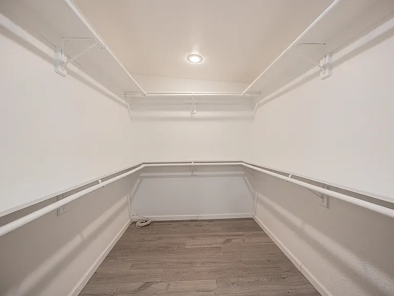 1332 E Whitton Ave — Photo 18