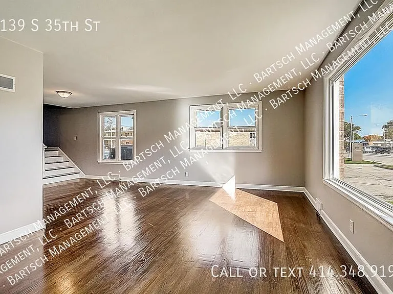 3139 S 35th St — Photo 3