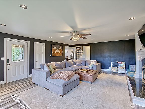 3rd image of 6518 Cady Road