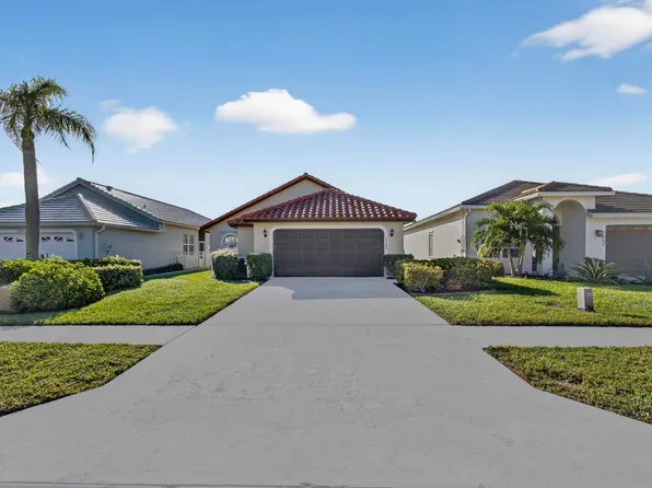 2596 Country Golf Drive, Wellington, FL 33414