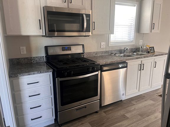 3rd image of 57380 Quail Run Blvd #120