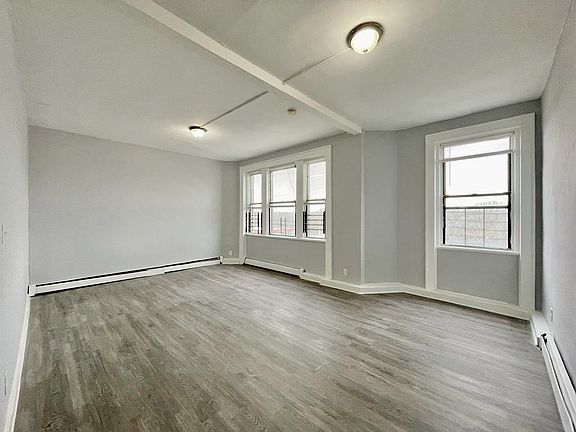 2nd image of 95 Parker St #8A