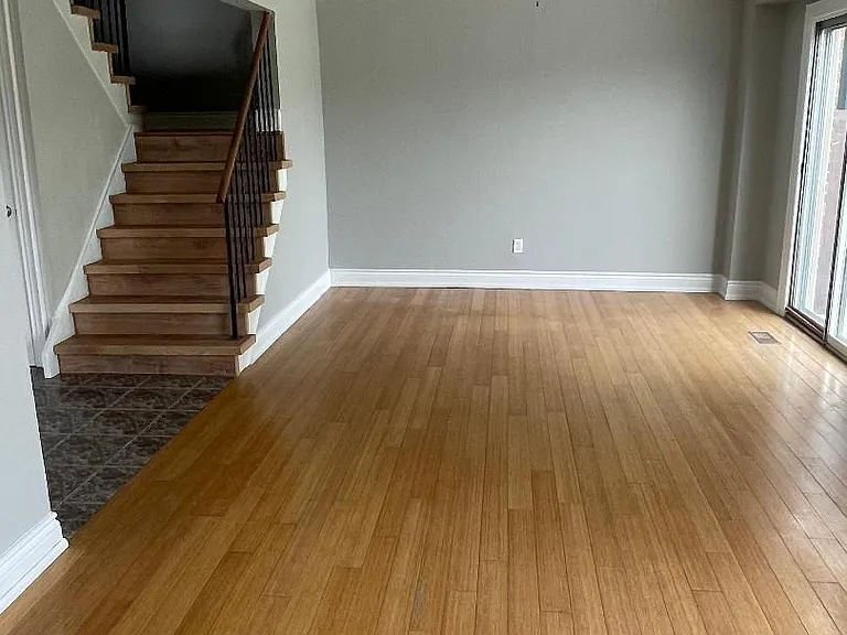 97 Ashford Ct — Photo 5