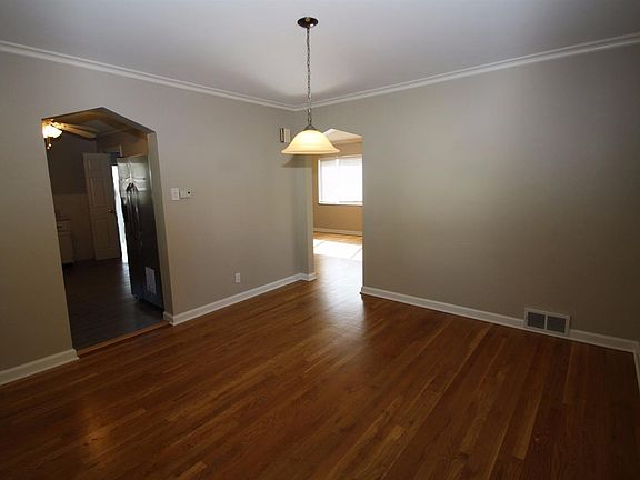 5th image of 3268 Vittmer Ave