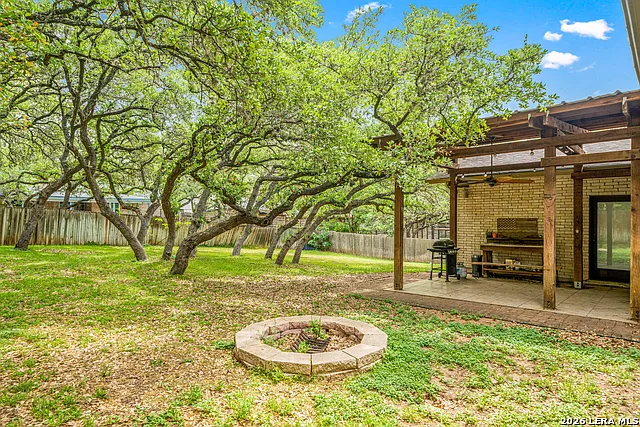 4 bed, 2.5 bath, 2106 sqft, $2,750 — Photo 4