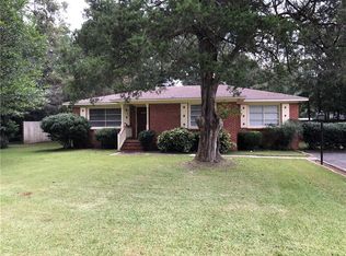 5400 Colonial Cir W, Mobile, AL 36618