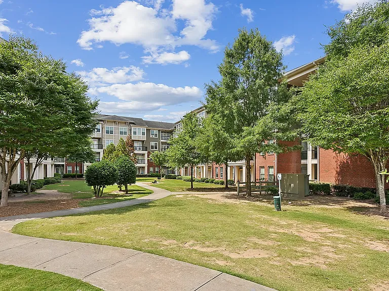 Heritage Station Apartments — Photo 10