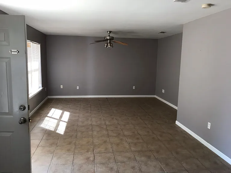 43179 Remington Dr — Photo 4