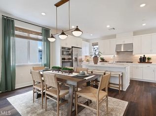 27462 N Limber Pine Pl, Valencia, CA 91381