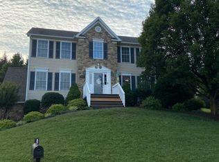 6005 Windcrest Ln, Roanoke, VA 24012