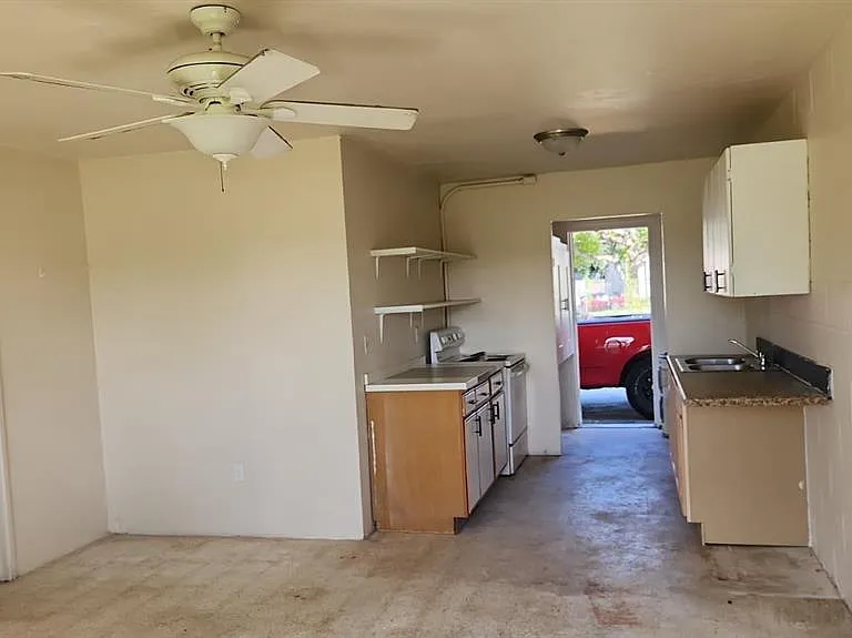 2222 W South St #2225 — Photo 2