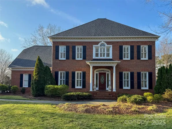 11912 Royal Lytham Ct, Charlotte, NC 28277