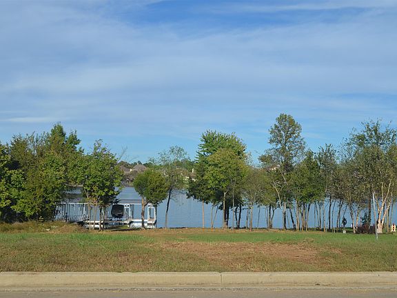 2nd image of 1088 Albatross Way Lot 1109