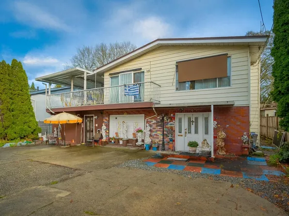 4820 200th St, Langley, BC V3A 1L5