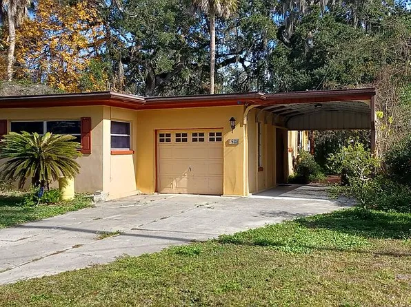 15 Magnolia Ave, Yankeetown, FL 34498