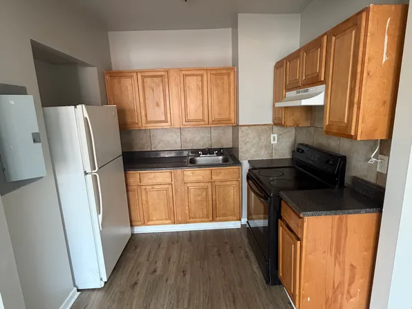 114 Ashley St, Hartford, CT